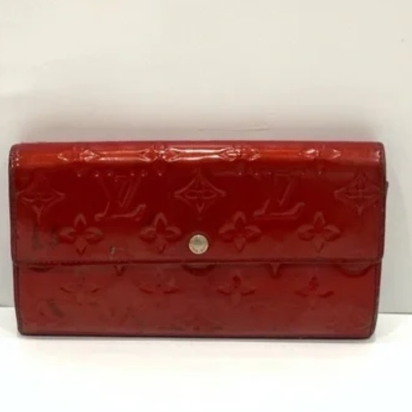Louis Vuitton Red Vernis Sarah Wallet - Picture 6 of 7